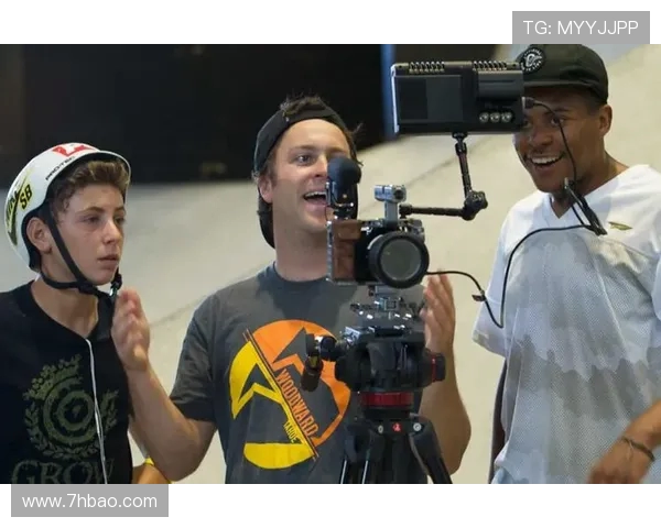 南京极限运动队以55分领跑世界杯积分榜展现强大实力与团队合作精神 南京极限运动队以55分领跑世界杯积分榜展现强大实力与团队合作精神