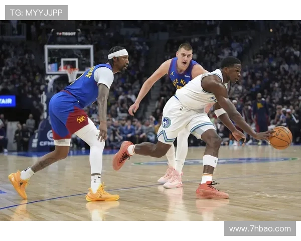 森林狼迎战掘金激战正酣 球迷期待两队巨星争锋引爆赛场激情