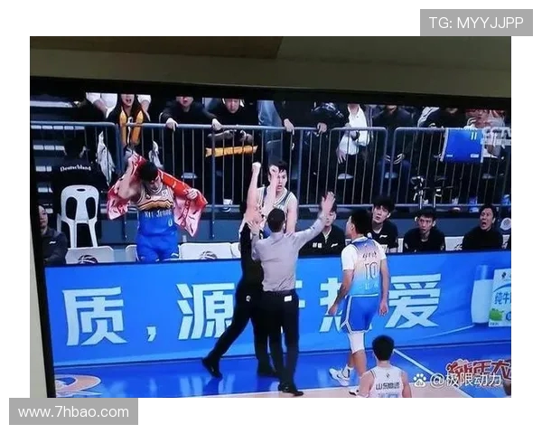 2017年CBA新疆队对阵山东队精彩回顾及赛季分析